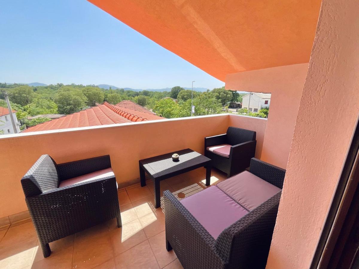 Apartment Camellia Ljubuški Buitenkant foto